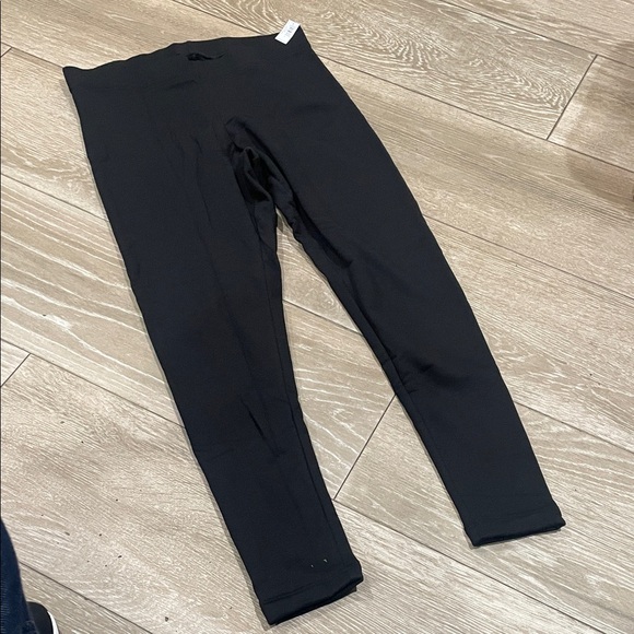 Old Navy Classic Fleece Lined Black Leggings (BD) - Picture 2 of 6